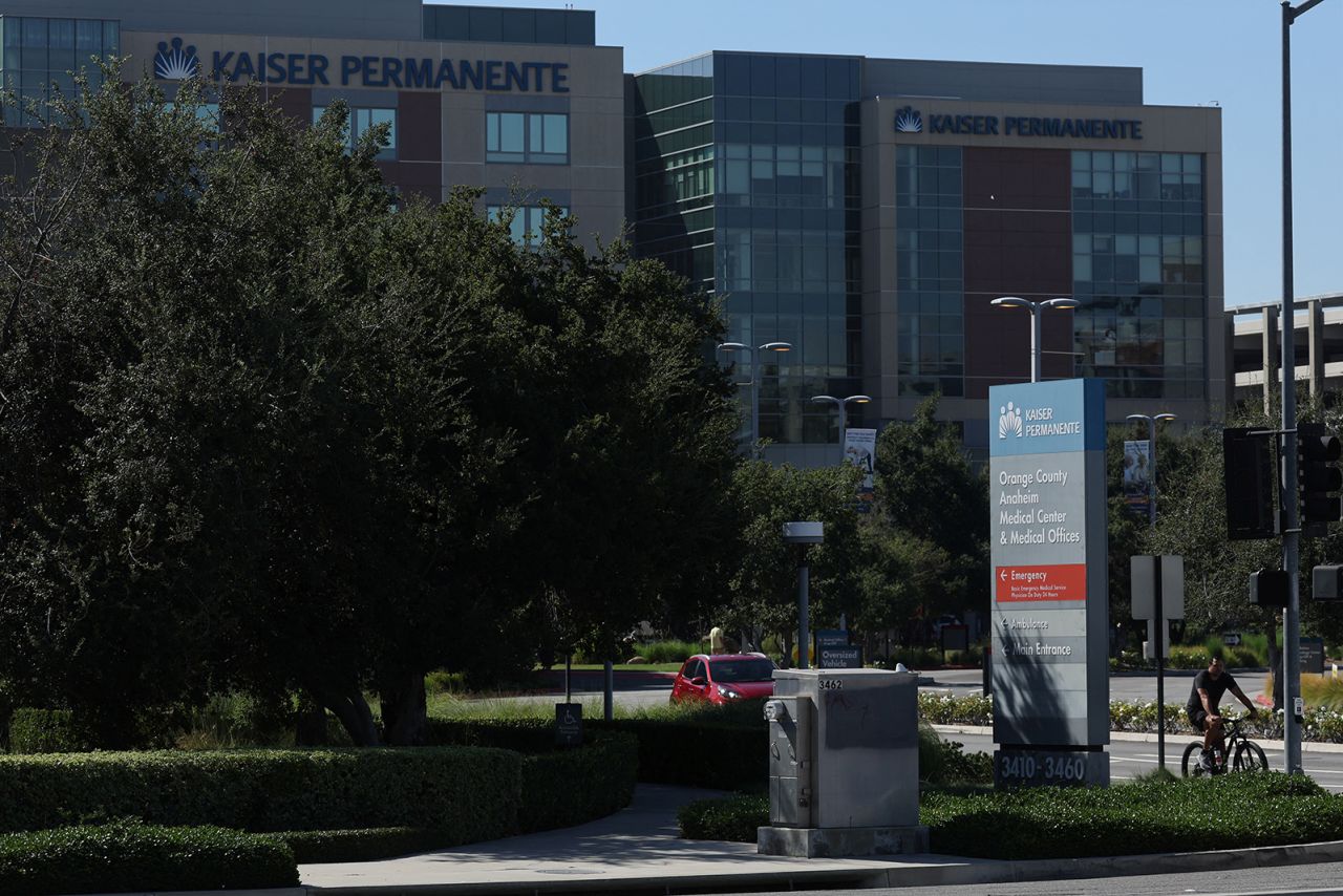 Live Updates Kaiser Permanente unionized health care workers go on