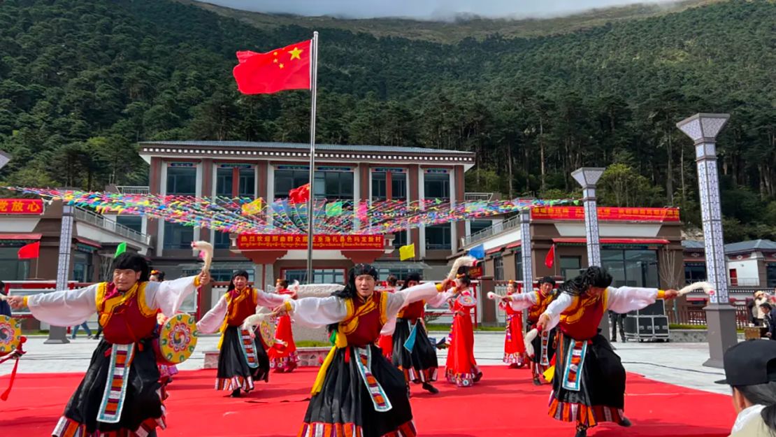 Semalong village welcomes new residents with a dance performance on September 26, 2024.