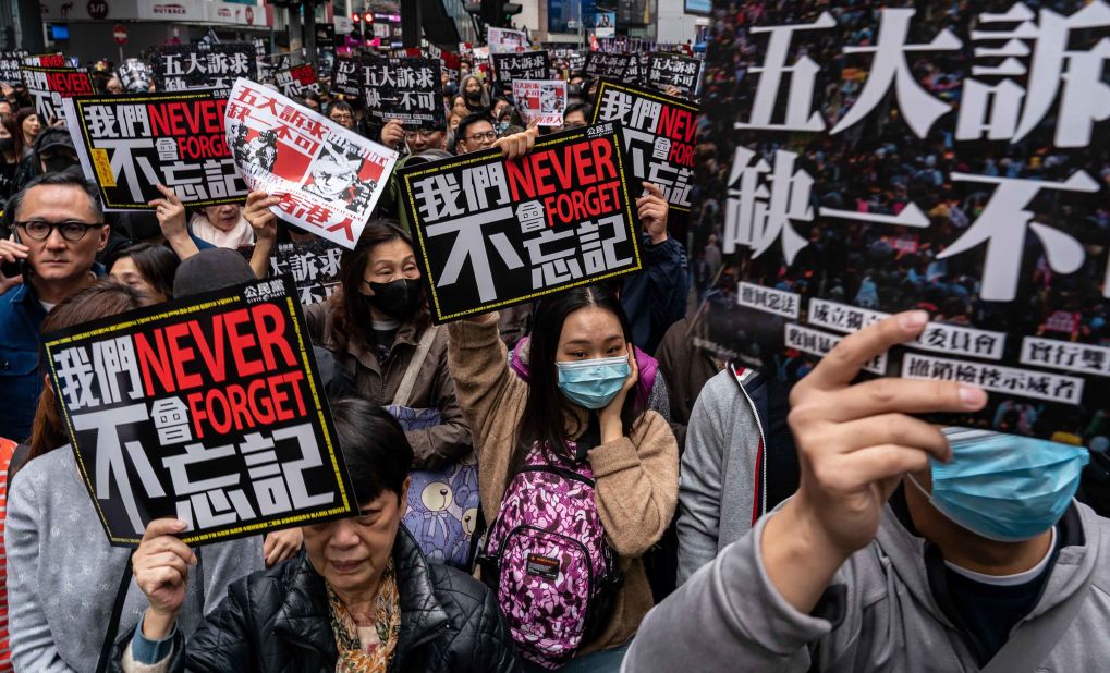 With tighter grip, Beijing sends message to Hong Kong tycoons