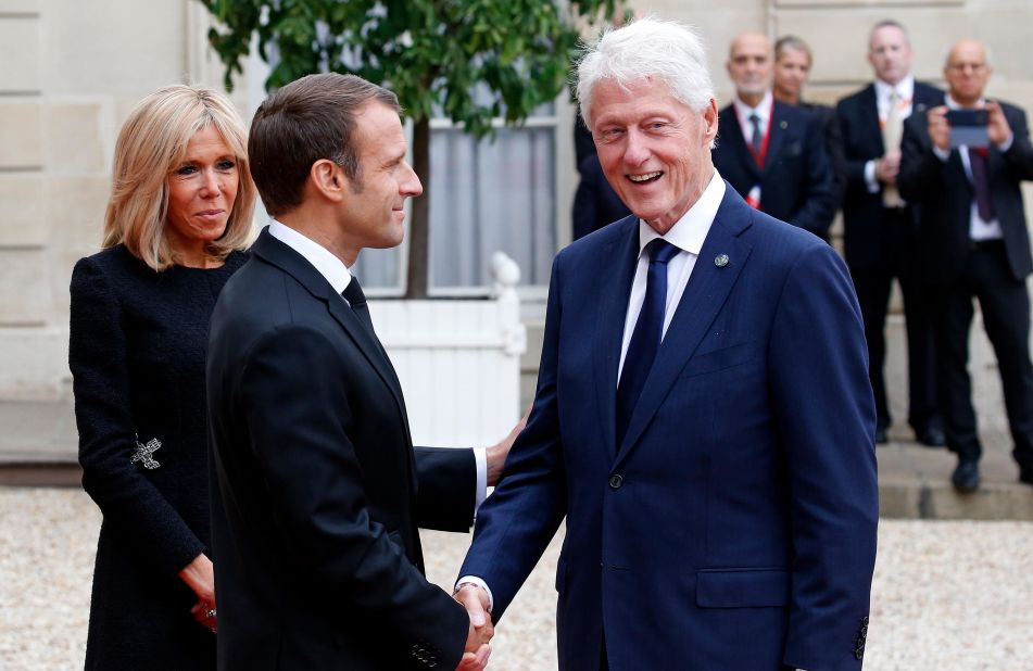 bill clinton: Bill Clinton better pay lil homies bail: Bill