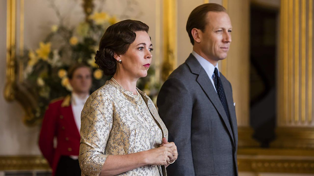 Olivia Coleman and Tobia Menzies in Season 3 of 'The Crown'