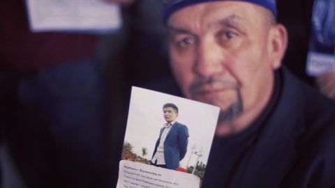 china uyghur graves rivers newday pkg vpx_00001901.jpg