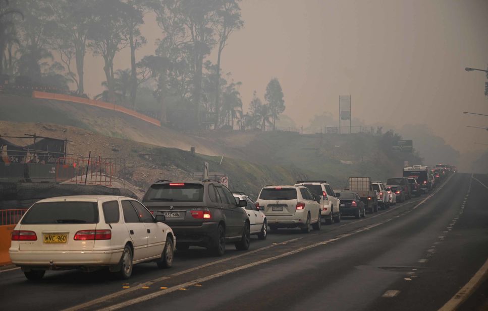 Cars line up as people evacuate the town of Batemans Bay in New South Wales on January 2.