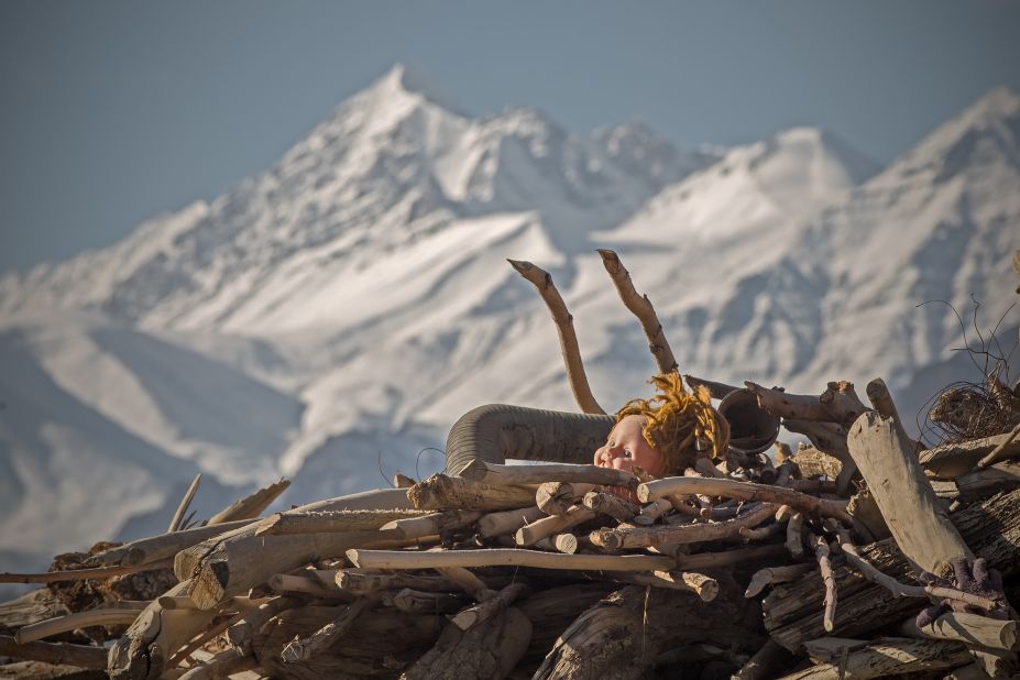 Situated between the Himalayan and Karakorum mountain ranges, the Changthang is the highest permanently inhabited plateau in the world.