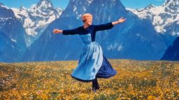 THE SOUND OF MUSIC, Julie Andrews, 1965, TM and Copyright ©20th Century-Fox Film Corp. All Rights Reserved. Courtesy Everett Collection
CREDIT: 20th Century Fox/Everett Collection