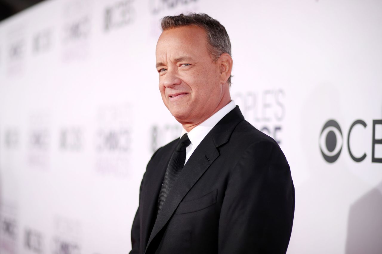 Hanks attends the People's Choice Awards in 2017.