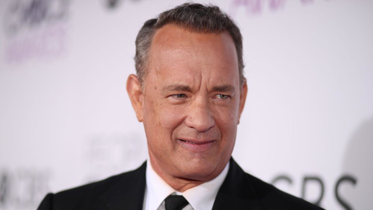 LOS ANGELES, CA - JANUARY 18:  Actor Tom Hanks attends the People's Choice Awards 2017 at Microsoft Theater on January 18, 2017 in Los Angeles, California.  (Photo by Christopher Polk/Getty Images for People's Choice Awards)