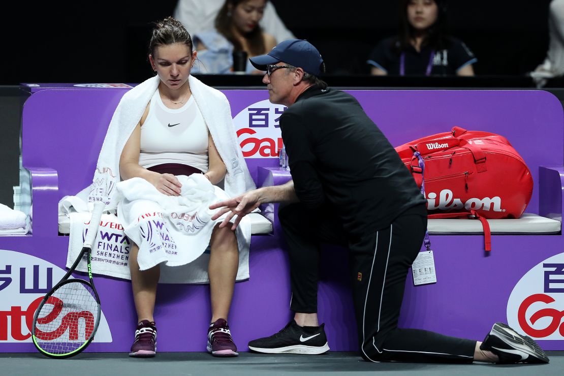 Simona Halep speaks to coach Darren Cahill during last year's WTA Finals in China. 