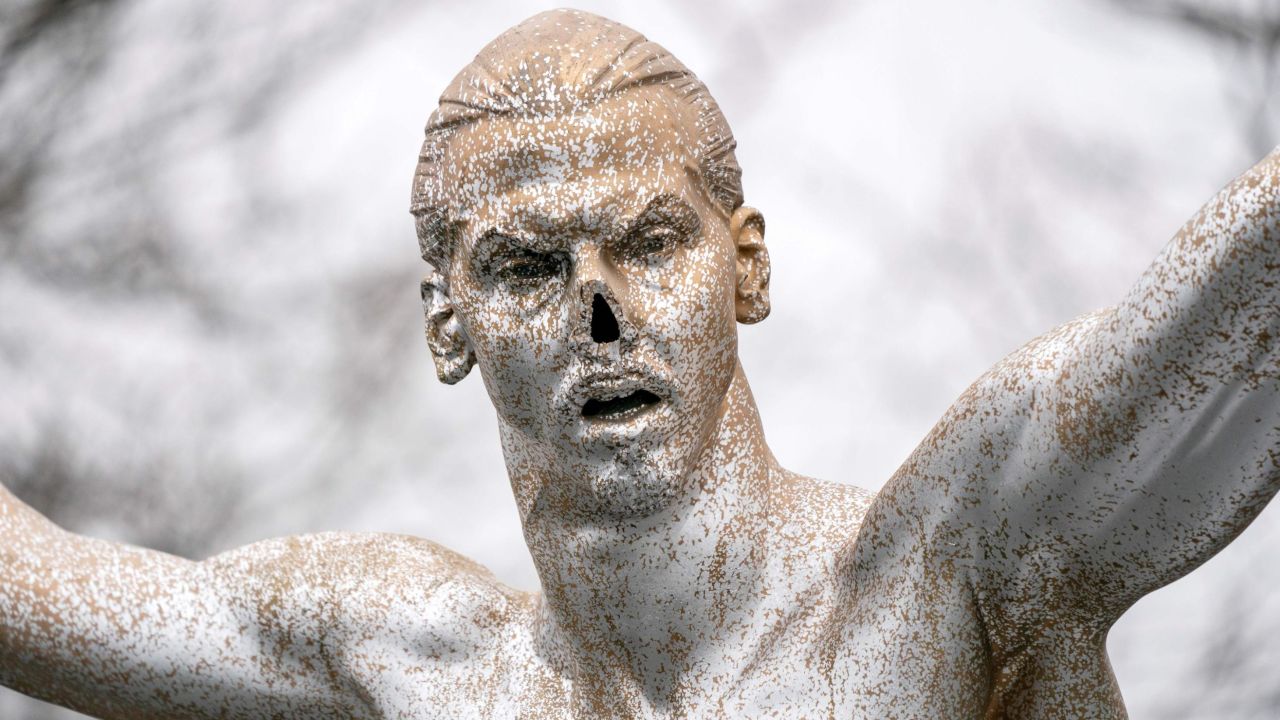 Vandals previously cut off the statue's nose.