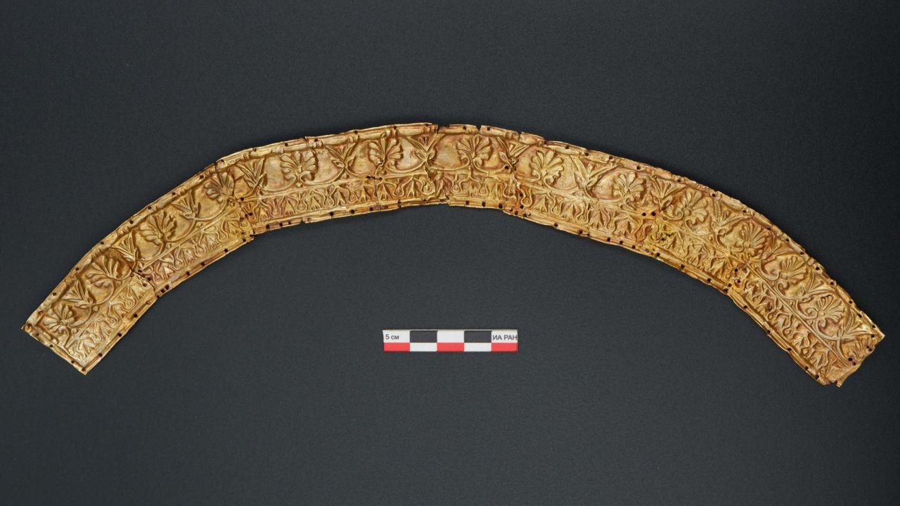 Gold ornaments were found with the remains of the oldest woman.