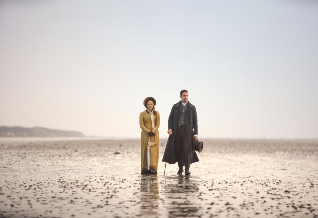 Rose Williams and Theo James in "Sanditon."