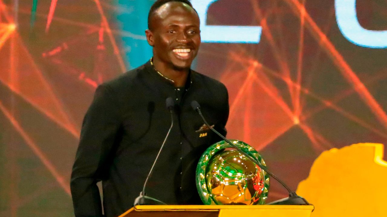  Mane speaks after winning the Player of the Year award during the 2019 CAF Awards in the Egyptian resort town of Hurghada on January 7, 2020.