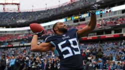 NASHVILLE, TENNESSEE - DECEMBER 22: Inside linebacker Wesley Woodyard #59 of the Tennessee Titans throws a ball to the crowd prior to the start of the game against the New Orleans Saints in the game at Nissan Stadium on December 22, 2019 in Nashville, Tennessee. (Photo by Brett Carlsen/Getty Images)