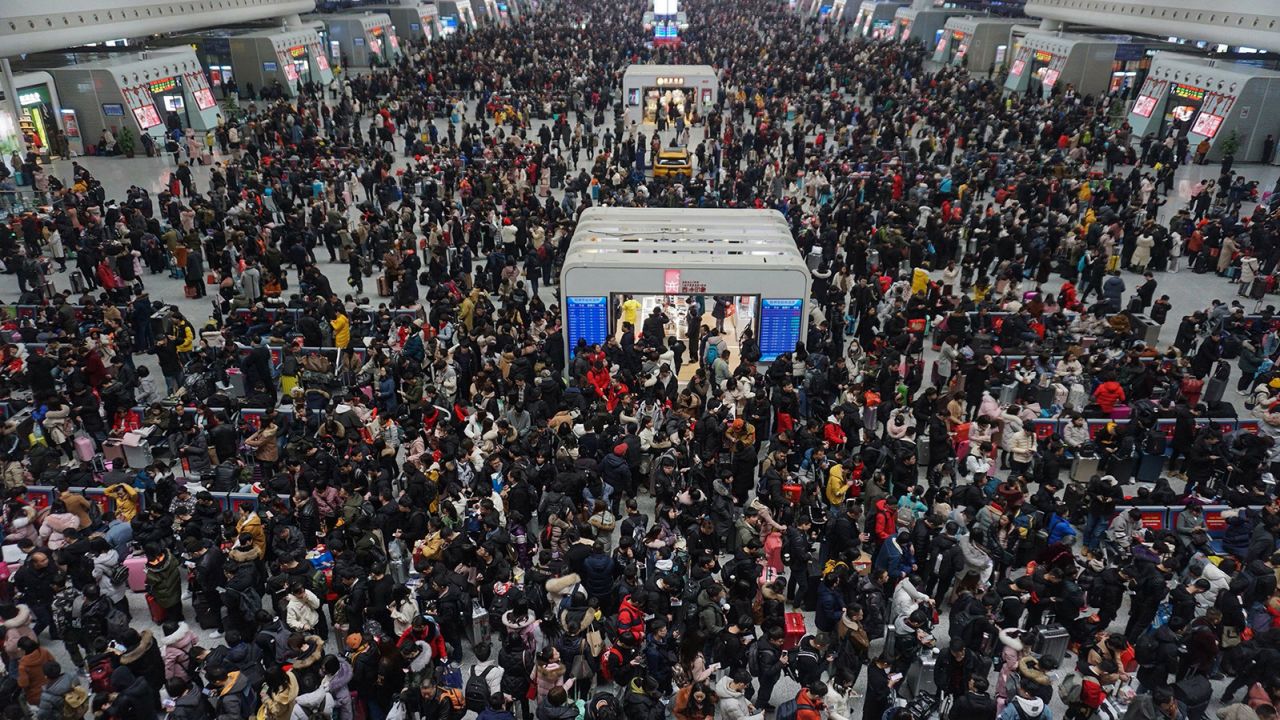 During last year's Chunyun period, 2.99 billion trips were made.