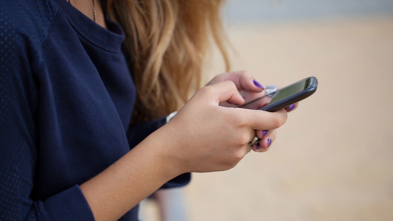teen texting STOCK