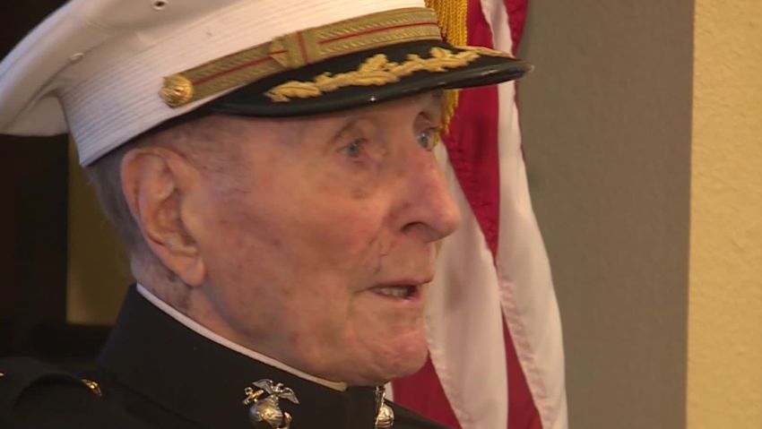 a-104-year-old-marine-corps-veteran-is-asking-people-to-send-him