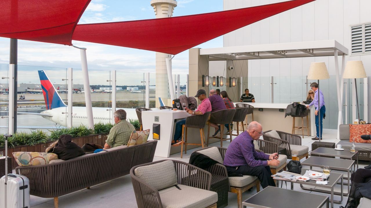 underscored delta sky club atlanta