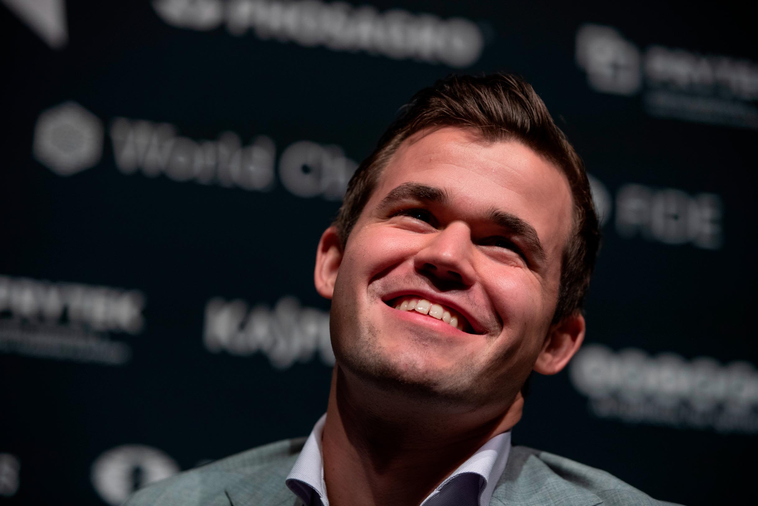 Magnus Carlsen Wins Stellar Online Event Organised by Him