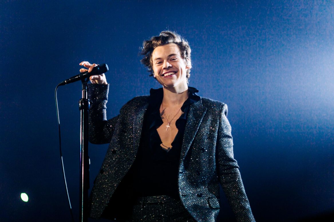 At each stop on the North American leg of his tour, singer Harry Styles collaborated with Reverb to include an Action Village that spotlighted local non-profit organizations and educated fans on sustainability.  
