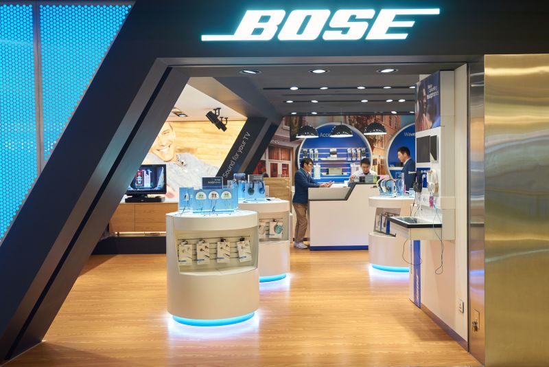 Bose headphones 2024 store near me