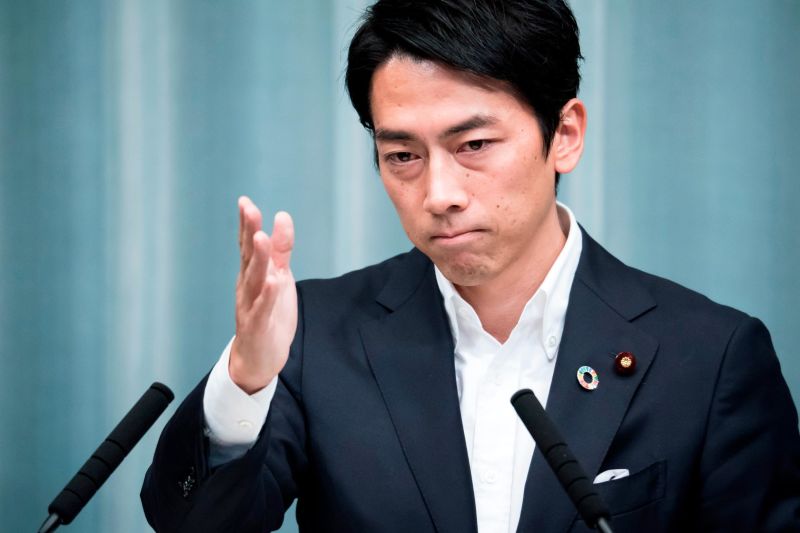 Japanese minister Shinjiro Koizumi's paternity leave makes waves