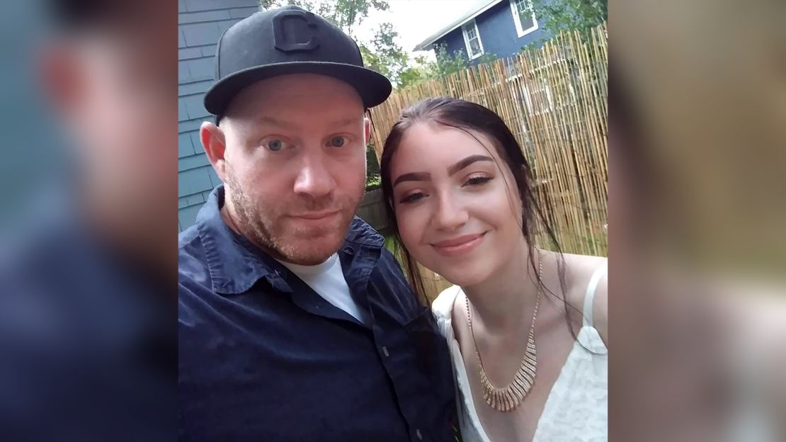 Chris Roberts and his daughter, Kaylee. 