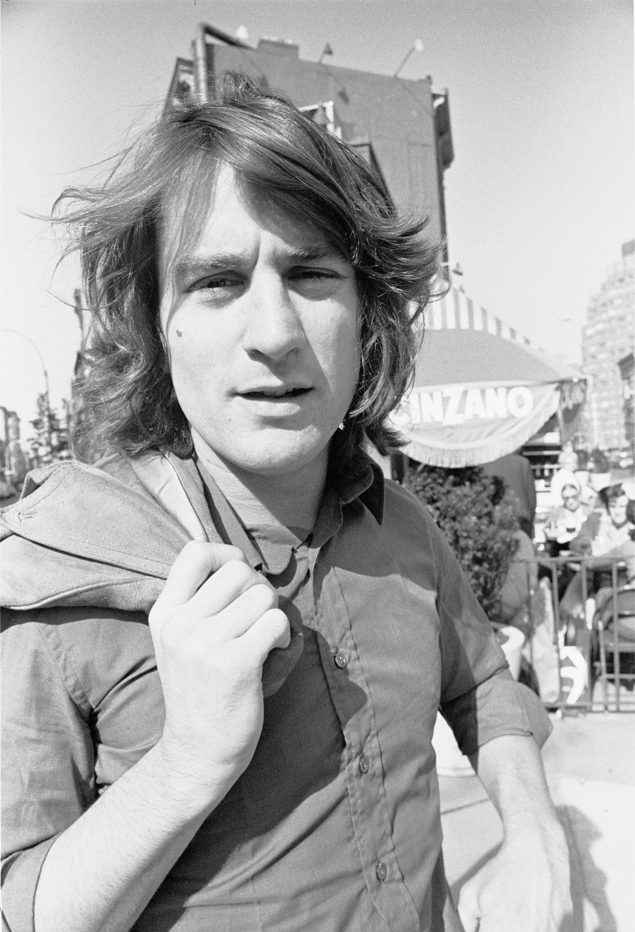 De Niro poses for a portrait in 1973.