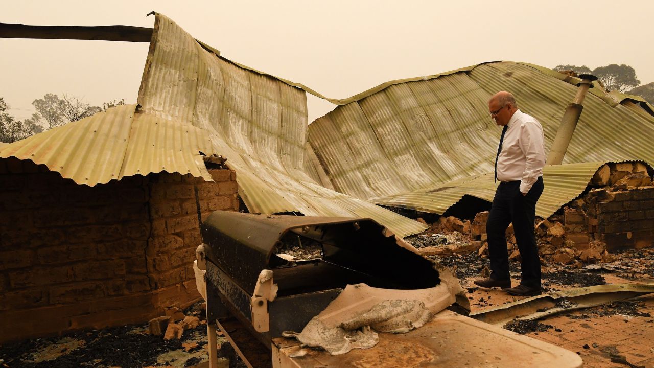 Australia's Prime Minister Scott Morrison visits a wildflower farm in an area devastated by bushfires in Sarsfield, Victoria state on January 3, 2020. 