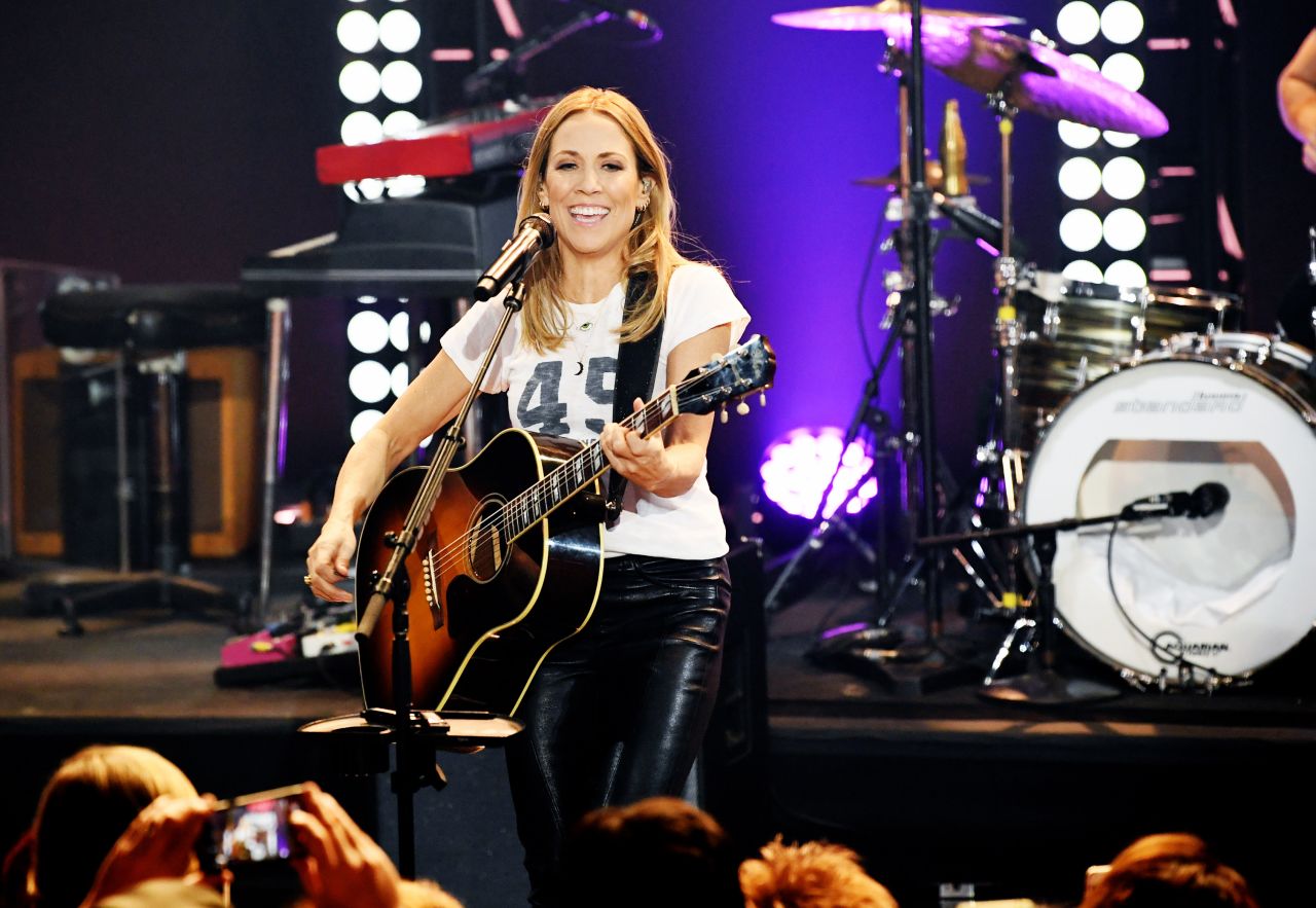 According to Reverb, Sheryl Crow neutralized nearly 1.5 million pounds of greenhouse gases on her 2010 tour by powering her tour bus with biodiesel fuel and ensuring her catering was both compostable and biodegradable.