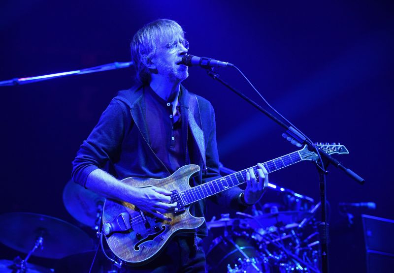 Phish%26%238217%3Bs+Trey+Anastasio+sits+down+with+Billy+Joel+at+Madison+Square+Garden+%28Photos%2FVideos%29