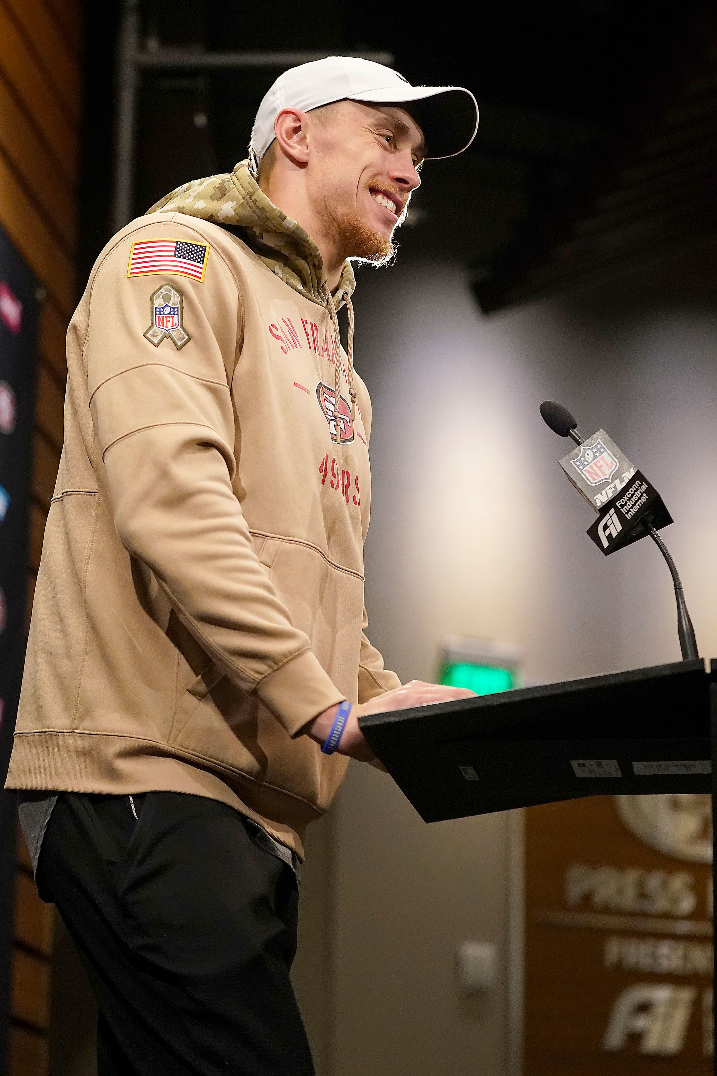 49ers' Kittle will play in Super Bowl in honor of fallen soldier