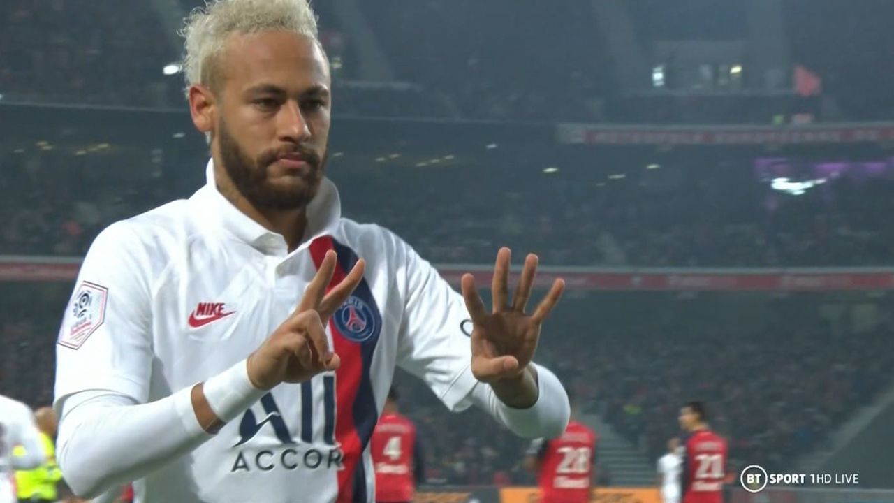 Brazilian star Neymar paid his own tribute to Bryant after scoring for PSG against Lille on Sunday.