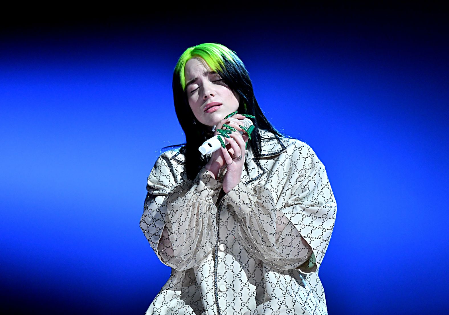 Billie Eilish performs "When the Party's Over."