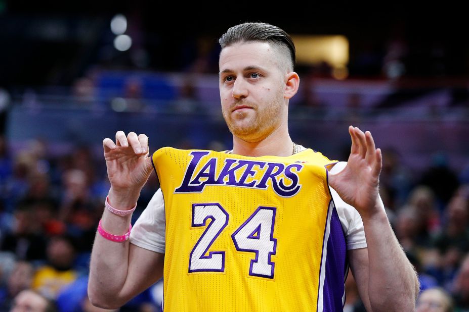 A fan shows off a Bryant jersey during a game between the Orlando Magic and the LA Clippers on Sunday.