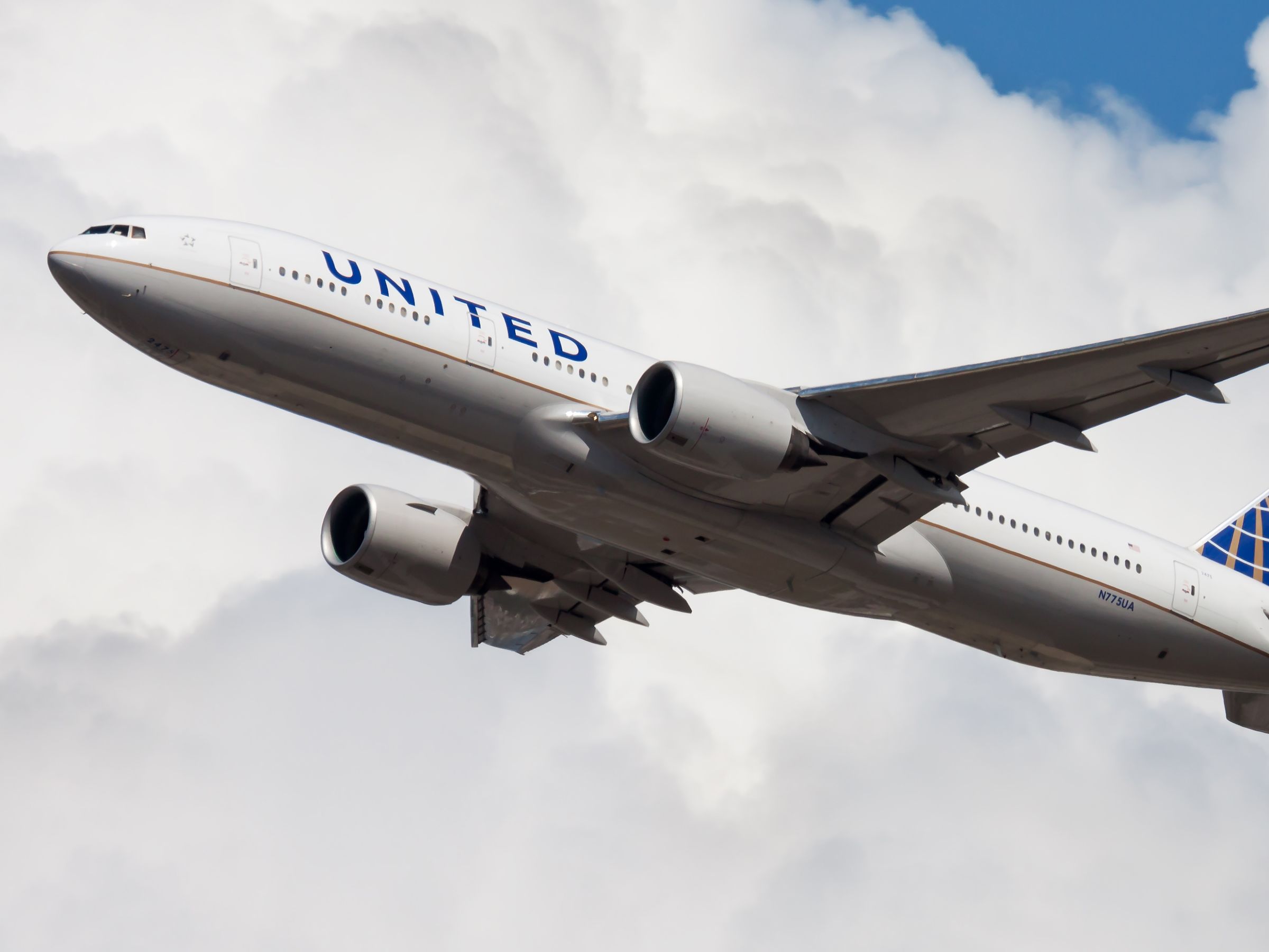 8. Bonus Miles for United Airlines Purchases