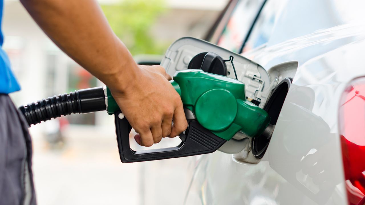 Earn 2 miles per dollar when you fill up your tank and pay with the United Business Card.