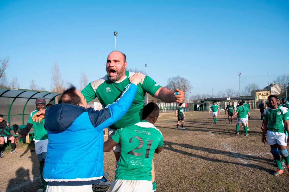 Tre Rose players celebrate after  the decisive score in a 26-25 victory against Chieri