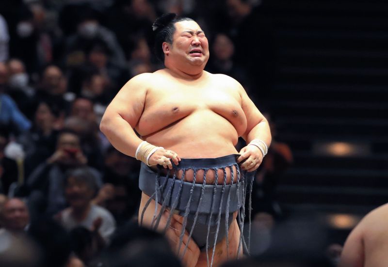 Tokushoryu: Underdog Sumo Wrestler Bursts Into Tears After First Title ...