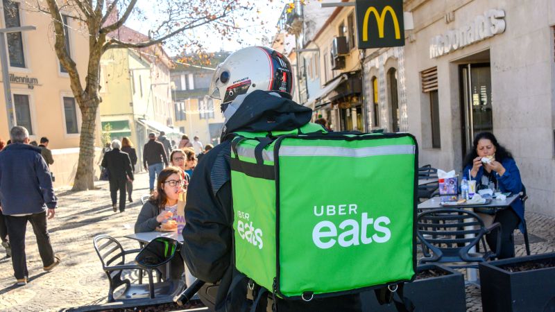 Uber Eats Reveals Top Connecticut Restaurants and Orders for 2019