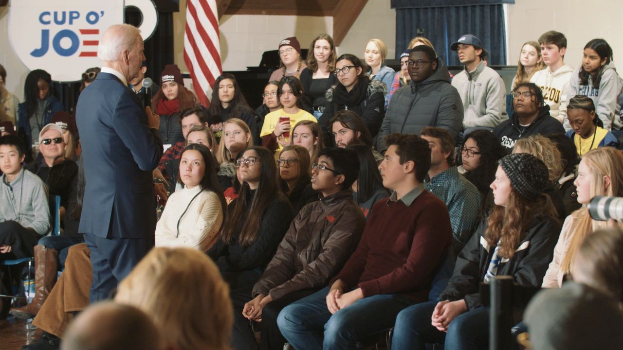Mikva Challenge students with Joe Biden in Iowa