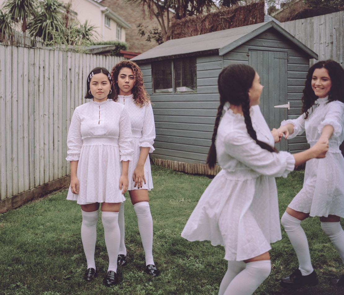 Arabelle Zhuang's "Reverie" series explores the friendships formed in girlhood. 