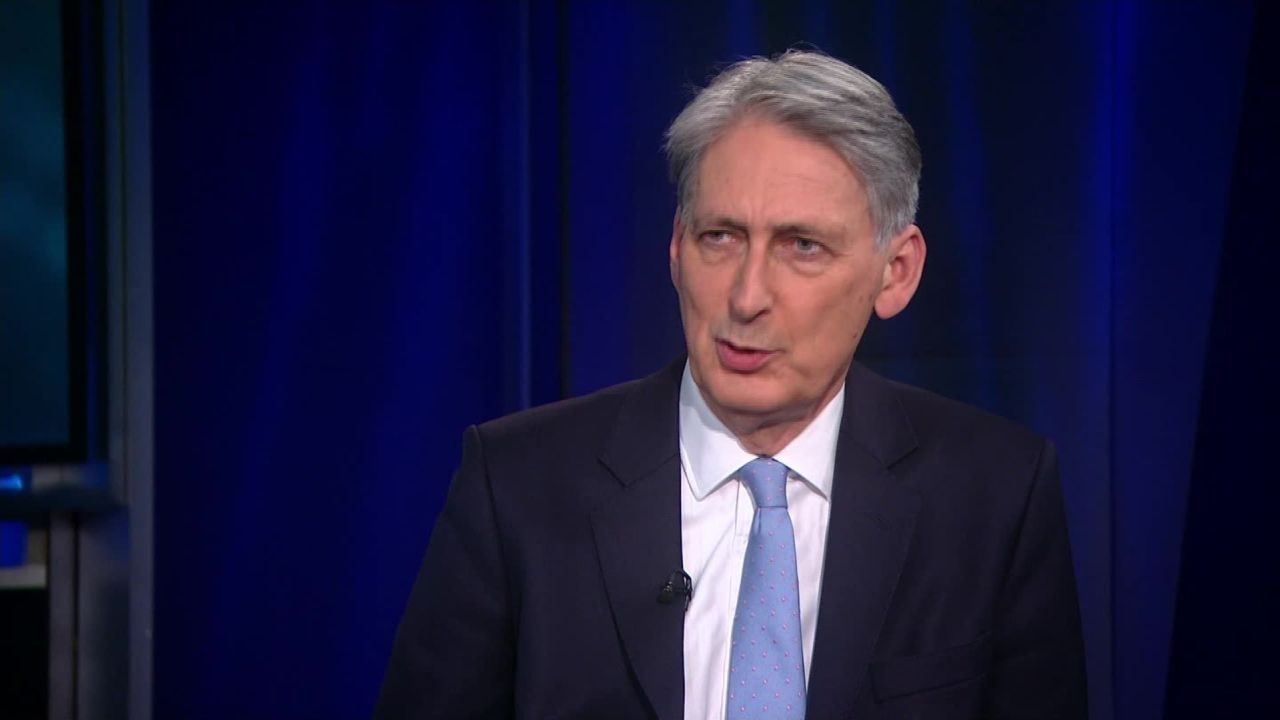 AMANPOUR PHILIP HAMMOND BREXIT HUAWEI TRUMP PEACE PLAN _00073814.jpg