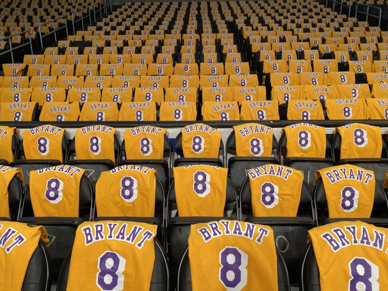 lakers jersey staples center