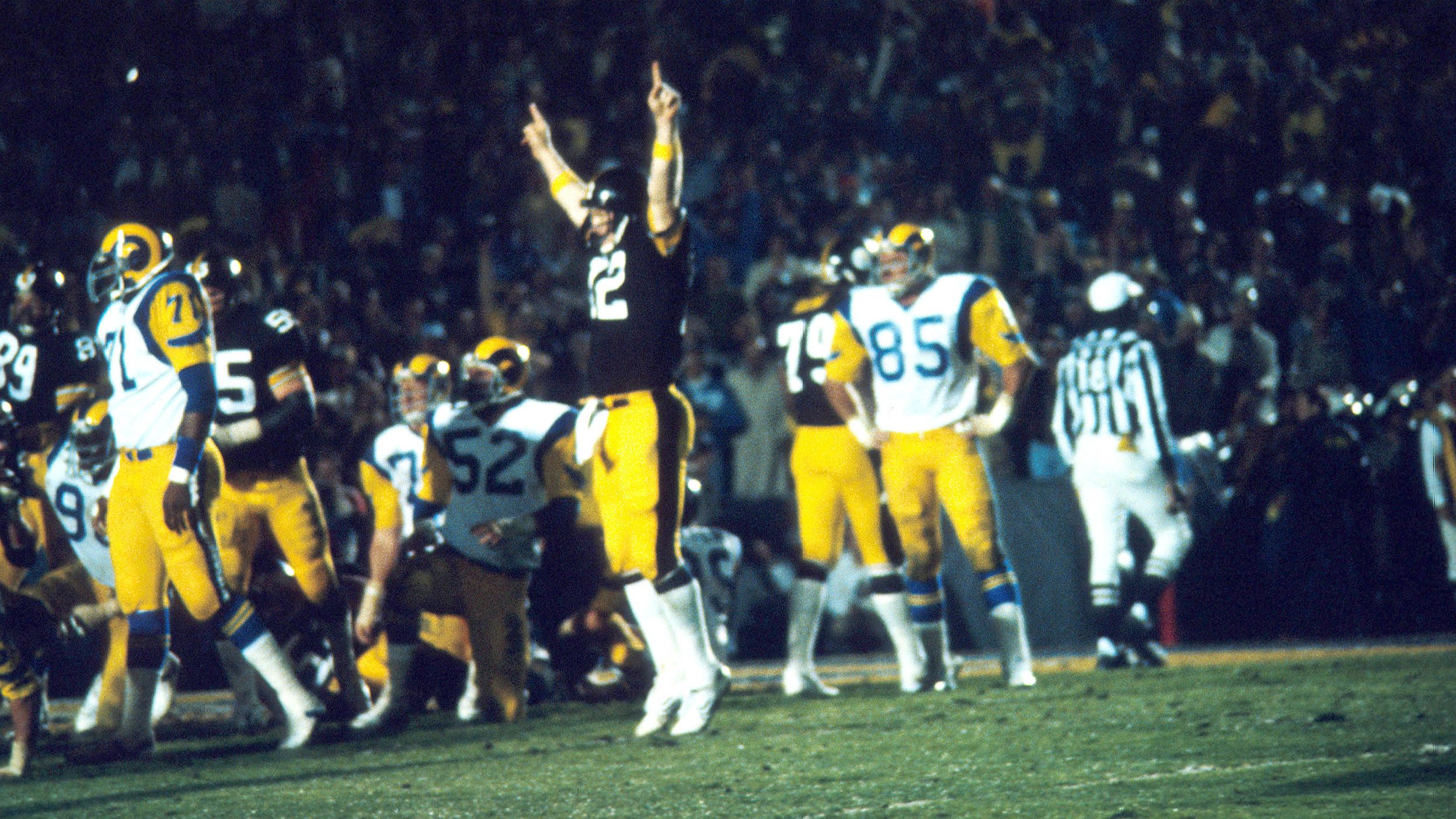 <strong>Super Bowl XIV (1980):</strong> Bradshaw led the way again in Super Bowl XIV, throwing for 309 yards and a pair of touchdowns as the Steelers defeated the Los Angeles Rams 31-19. It was the Steelers' fourth title in six years.