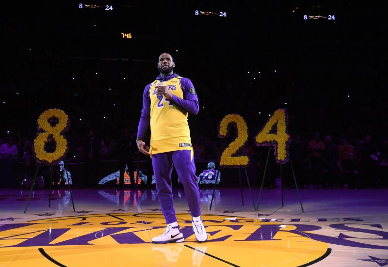 LeBron James and the Lakers honor Kobe Bryant in emotional pregame