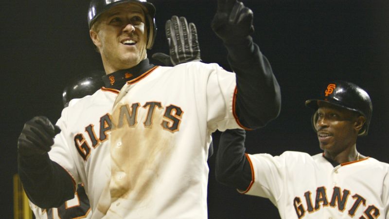 
                            Jeff Kent elected to baseball Hall of Fame, which again keeps doors shut for Bonds and Clemens