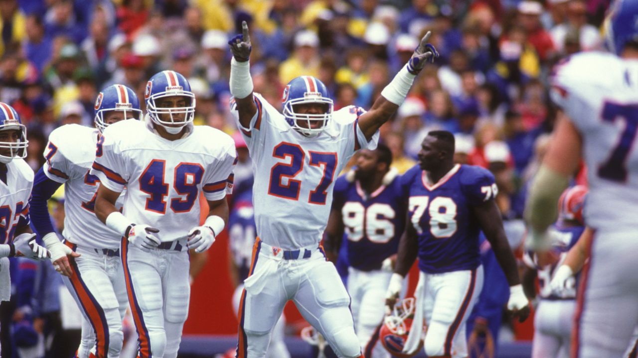 Steve Atwater celebrates a Broncos touchdown against the Buffalo Bills on September 30, 1990.