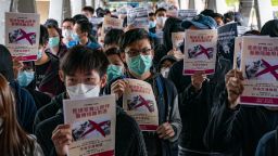 HONG KONG, CHINA - FEBRUARY 02: Residents of Mei Foo protest against government plans to convert the Jao Tsung-I Academy into a quarantine camp on February 2, 2020 in Hong Kong, China. With over 9800 confirmed cases of Novel coronavirus (2019-nCoV) around the world, the virus has so far claimed over 200 lives.(Photo by Anthony Kwan/Getty Images)