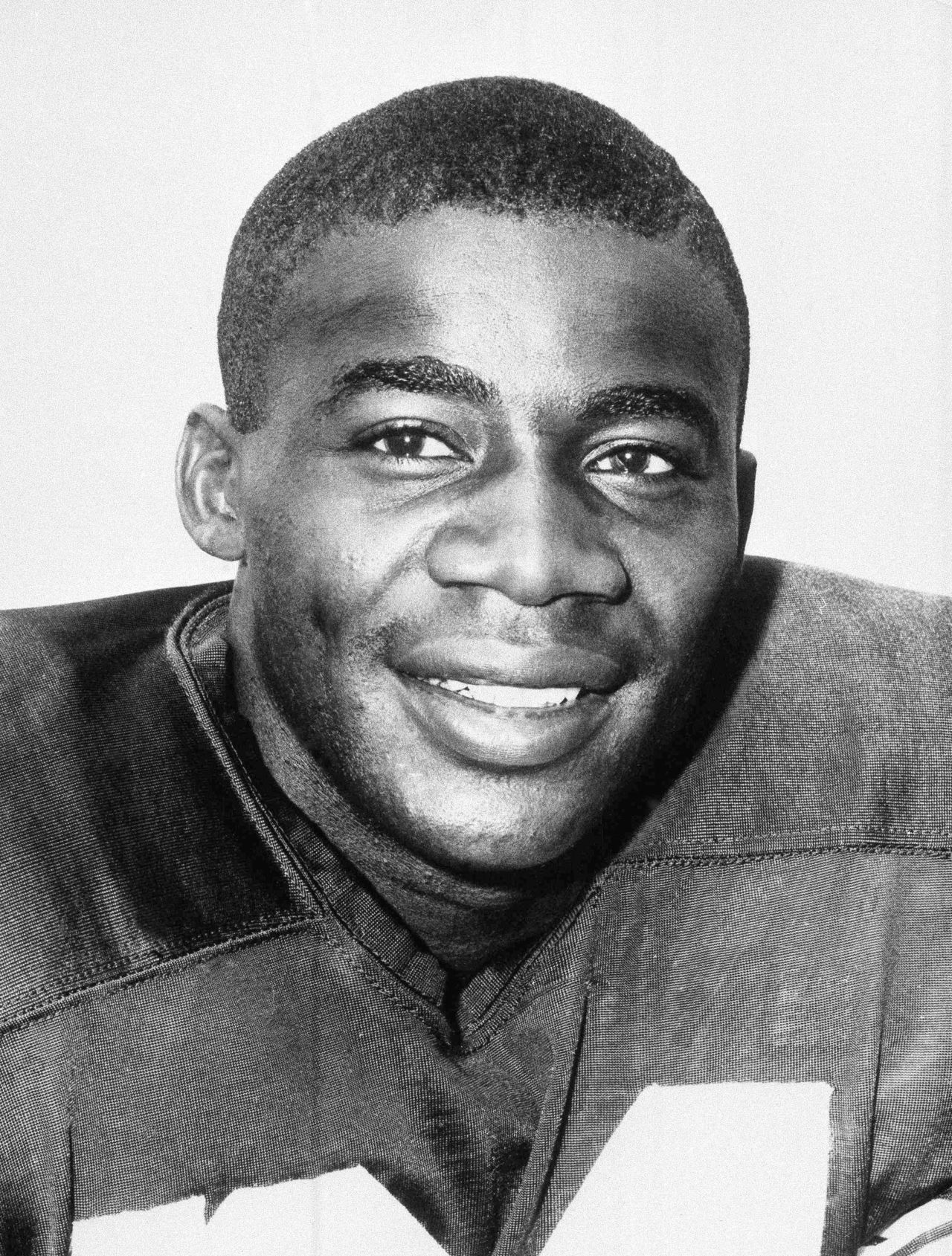 <a href="https://www.cnn.com/2020/02/04/sport/packers-football-player-willie-wood-death/index.html" target="_blank">Willie Wood</a>, a Hall of Fame football player and former safety for the Green Bay Packers, died February 3 at the age of 83, according to a statement from the team. Wood won two Super Bowls as a member of the Packers.