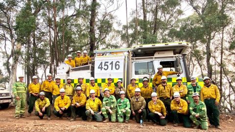 Twenty firefighters from California spent a month in Australia working with the Victoria Rural Fire Service. 